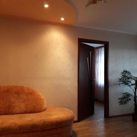 Apartment - Gorkogo Street Grodno Exterior photo